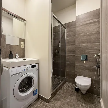 Apartment S13 *